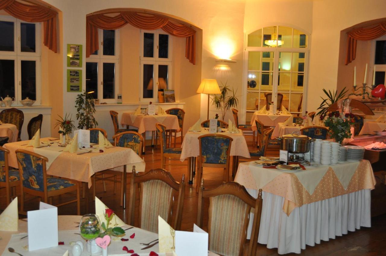 Schlosshotel Am Hainich Behringen  Экстерьер фото